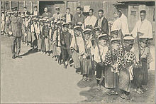 220px japan drills boy scouts with rifles 1916 2